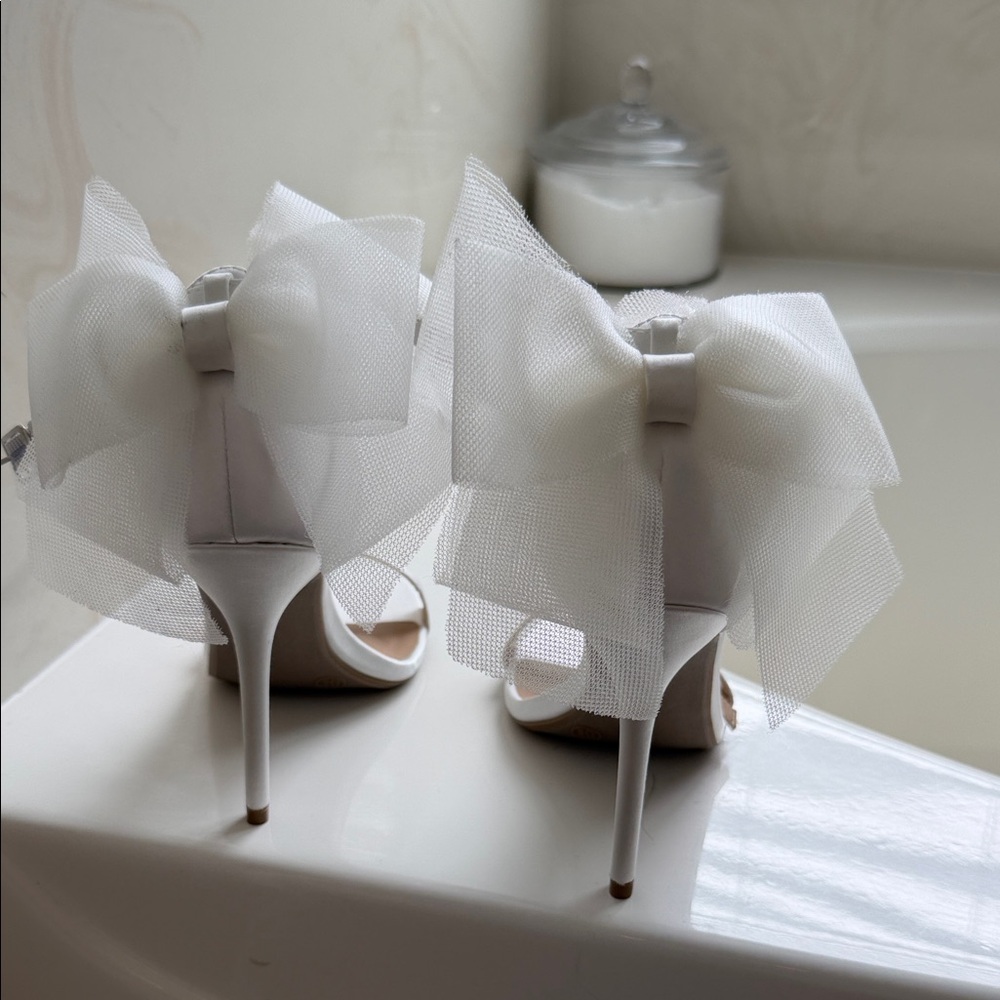 White Bow Heels